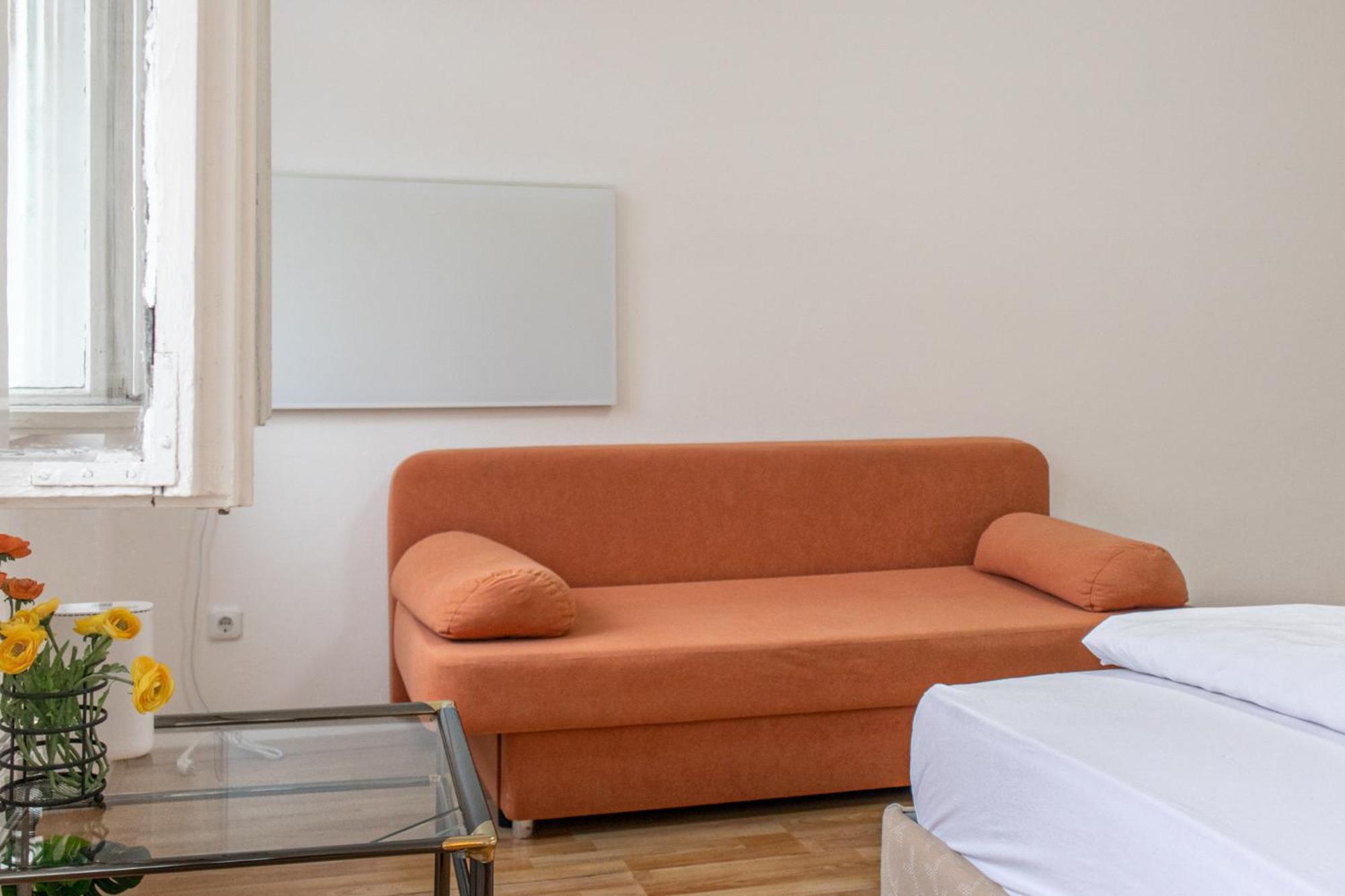 Budget City Stay - Near Wiener Stadthalle Ideal For Longstays Екстериор снимка